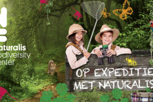 Onderweg zijn er overal leuke opdrachten te doen en mogen kinderen (bijna) overal aanzitten. Aan het einde van de tentoonstelling ga je ook nog op (sloot)safari in Nederland, want ook in je eigen achtertuin valt nog genoeg te ontdekken!